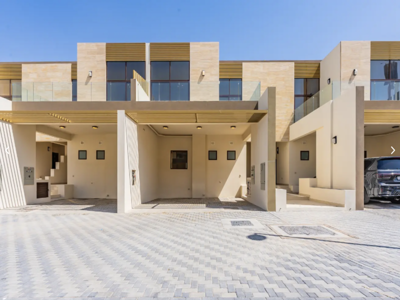 Townhouse for sale